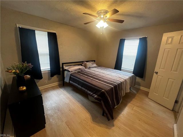 977 Avenue G, Norfolk, VA 23513