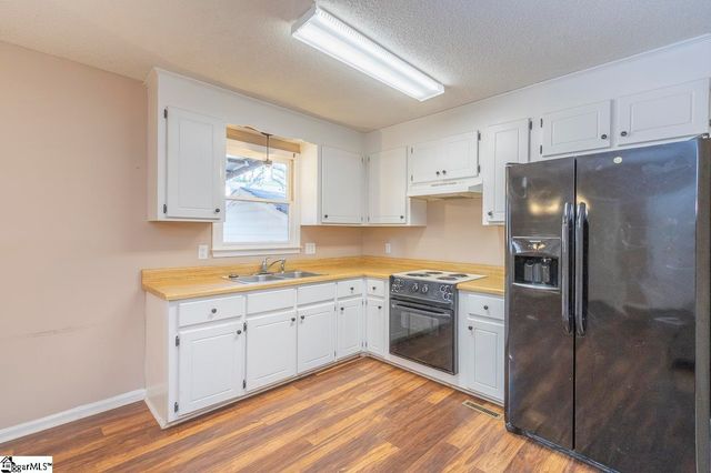 1118 Gilreath Road, Anderson, SC 29621