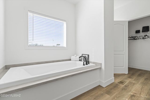 12490 W Picture Rocks Road, Tucson, AZ 85743