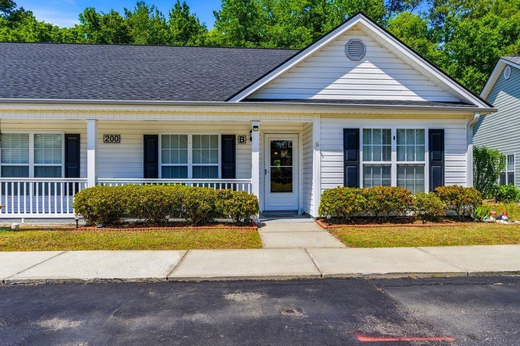 200 Country Manor Dr Unit B, Conway, SC 29526
