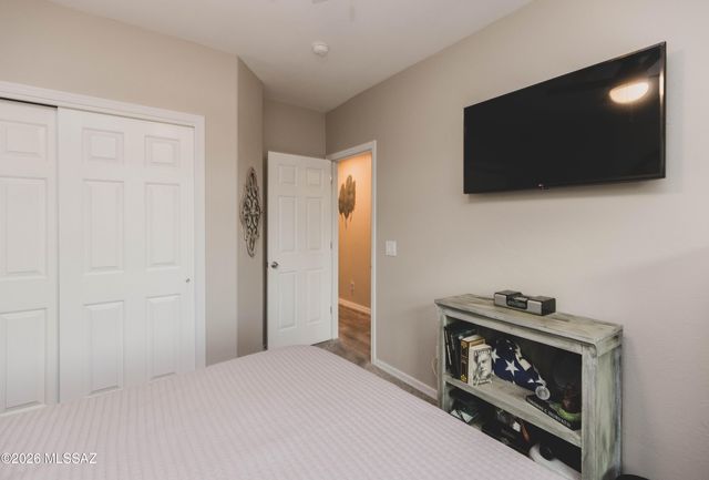 6707 W Calle Valerio, Tucson, AZ 85743