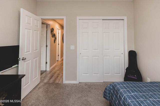 6707 W Calle Valerio, Tucson, AZ 85743