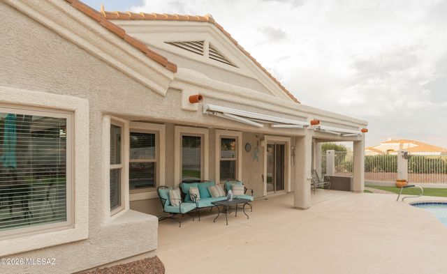 6707 W Calle Valerio, Tucson, AZ 85743