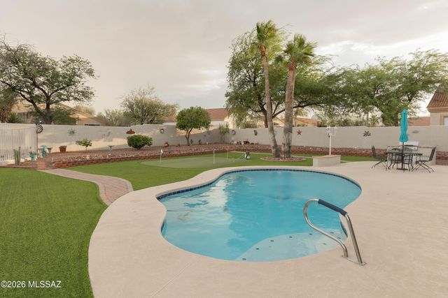 6707 W Calle Valerio, Tucson, AZ 85743