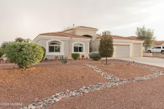 6707 W Calle Valerio, Tucson, AZ 85743