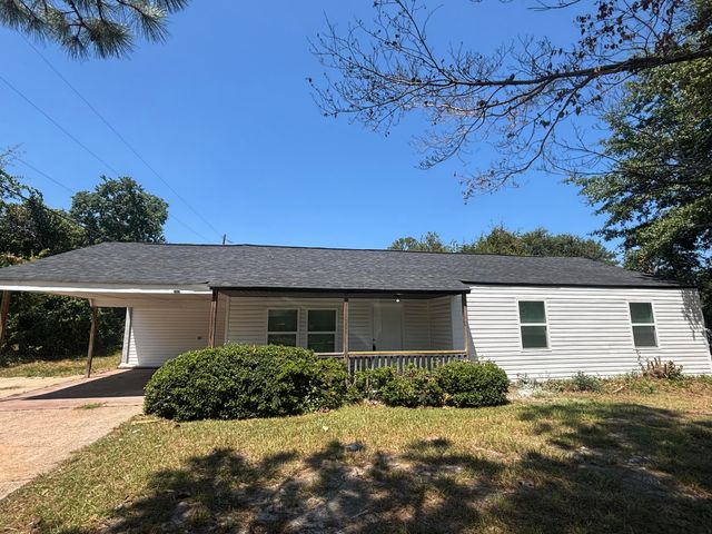 1160 Aldrich Street NE, Aiken, SC 29801