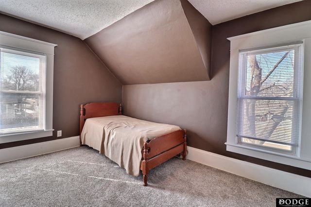 300 E 12th Street, Fremont, NE 68025