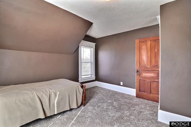 300 E 12th Street, Fremont, NE 68025