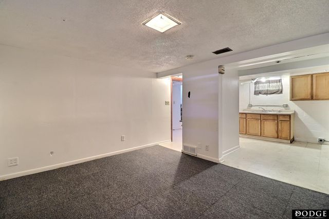 300 E 12th Street, Fremont, NE 68025