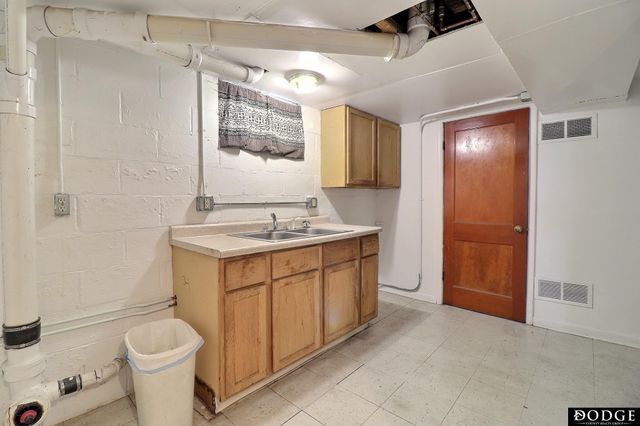 300 E 12th Street, Fremont, NE 68025