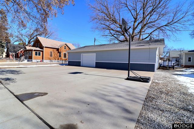 300 E 12th Street, Fremont, NE 68025