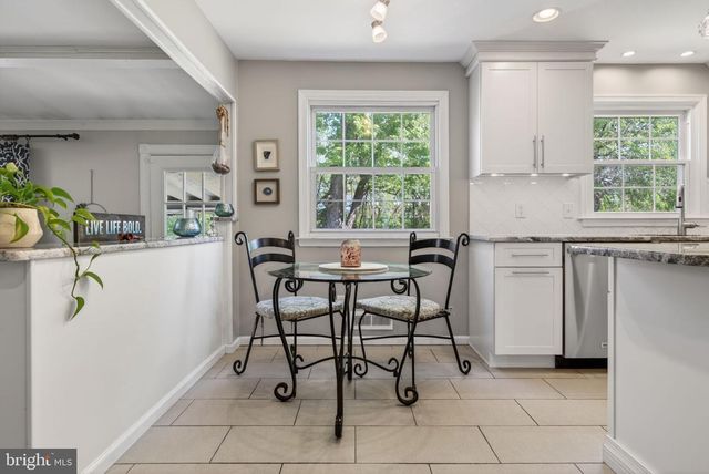 33 ERINDALE DR, Marlton, NJ 08053