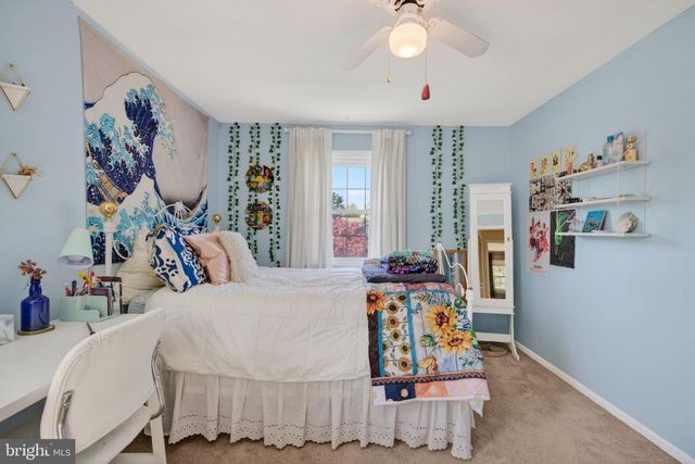 33 ERINDALE DR, Marlton, NJ 08053