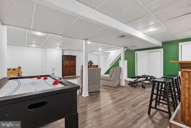 33 ERINDALE DR, Marlton, NJ 08053