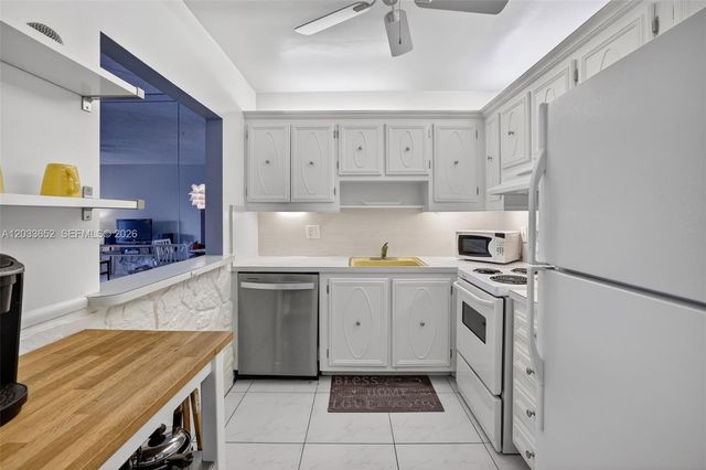 257 S Cypress Rd 436, Pompano Beach, FL 33060