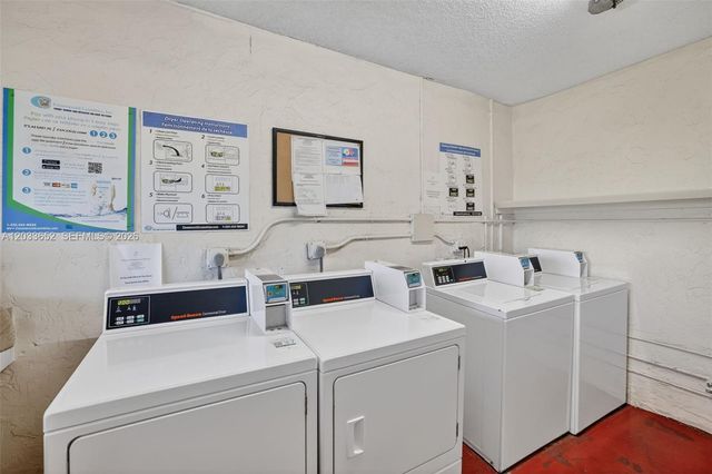 257 S Cypress Rd 436, Pompano Beach, FL 33060