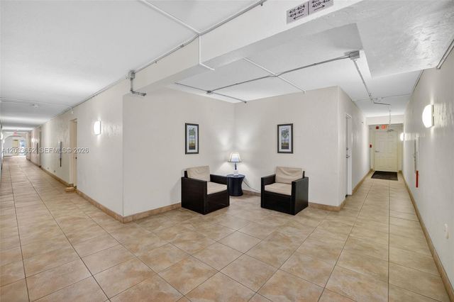 257 S Cypress Rd 436, Pompano Beach, FL 33060