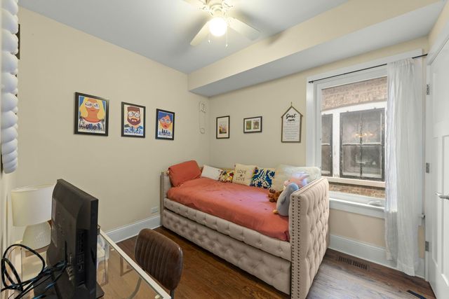 2416 Elmwood Avenue, Berwyn, IL 60402