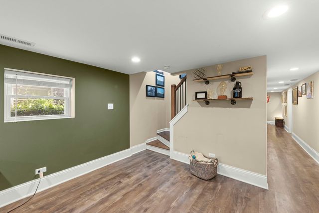 2416 Elmwood Avenue, Berwyn, IL 60402