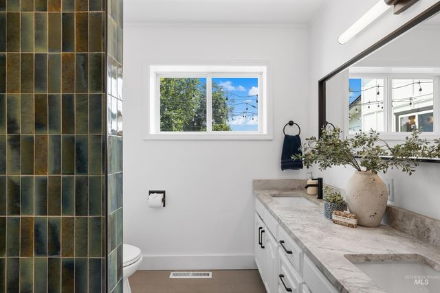 2710 S Augusta Street, Boise, ID 83705