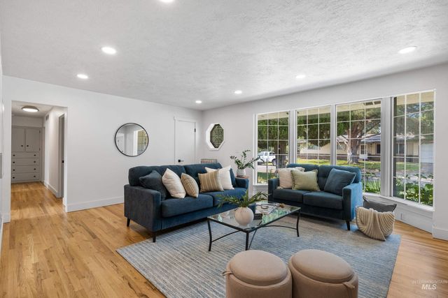 2710 S Augusta Street, Boise, ID 83705