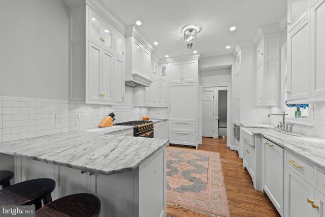 7807 OVERBROOK RD, Ruxton, MD 21204