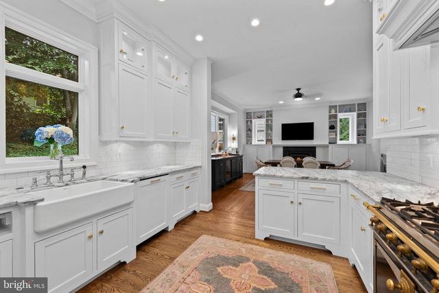 7807 OVERBROOK RD, Ruxton, MD 21204