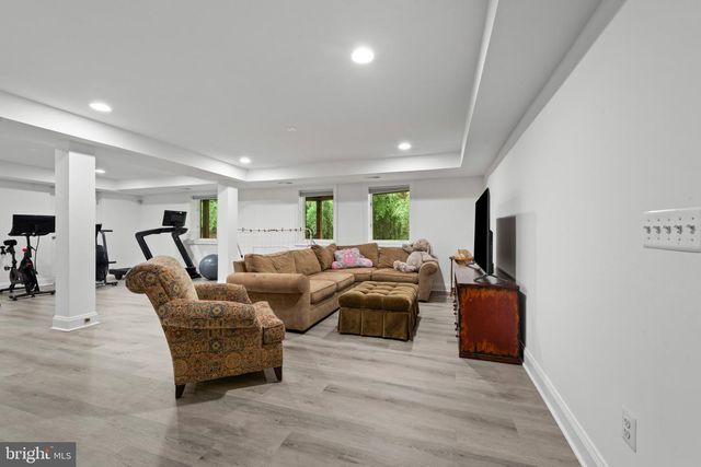 7807 OVERBROOK RD, Ruxton, MD 21204
