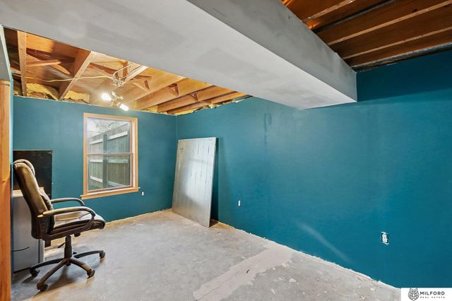 7544 Olive Avenue, La Vista, NE 68128