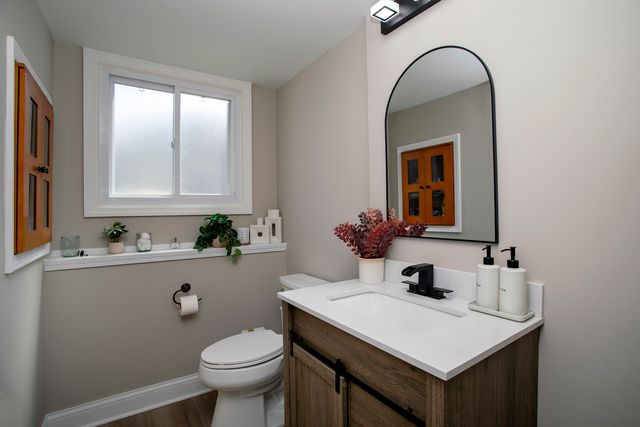 16805 Hilltop Avenue, Orland Hills, IL 60487