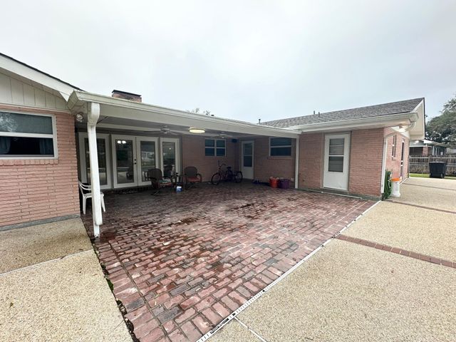 110 Sherman St, Houma, LA 70360