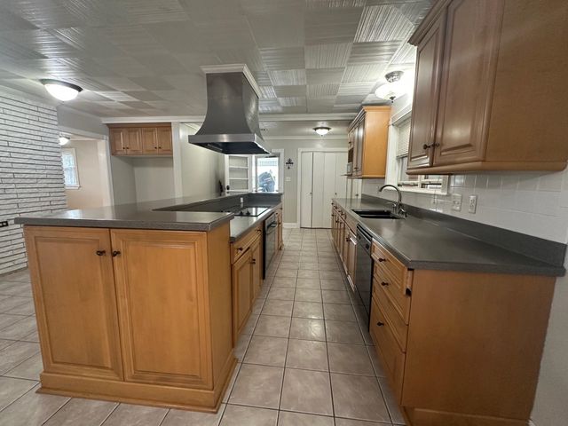 110 Sherman St, Houma, LA 70360