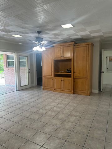 110 Sherman St, Houma, LA 70360