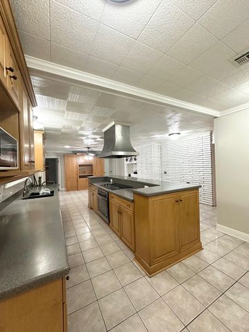 110 Sherman St, Houma, LA 70360