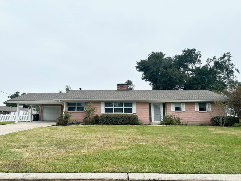 110 Sherman St, Houma, LA 70360