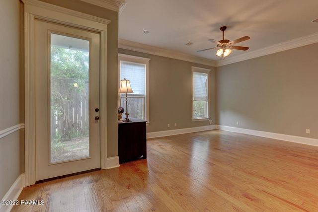 103 Crystal Bay Court, Lafayette, LA 70506