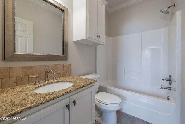 103 Crystal Bay Court, Lafayette, LA 70506