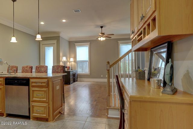 103 Crystal Bay Court, Lafayette, LA 70506