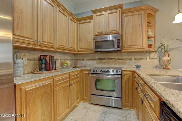 103 Crystal Bay Court, Lafayette, LA 70506