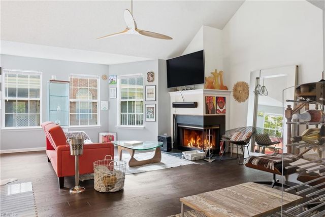 1377 Ivywood RD, Virginia Beach, VA 23453