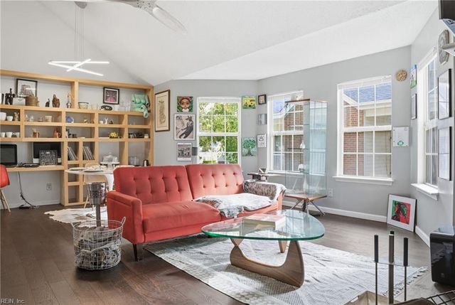 1377 Ivywood RD, Virginia Beach, VA 23453