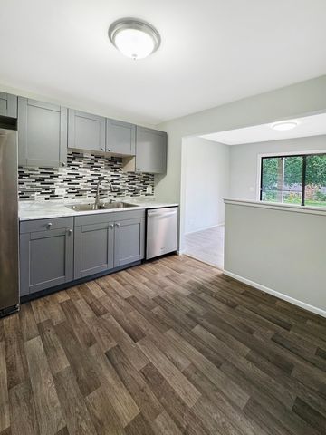 1540 Heather Court C1, Wheeling, IL 60090