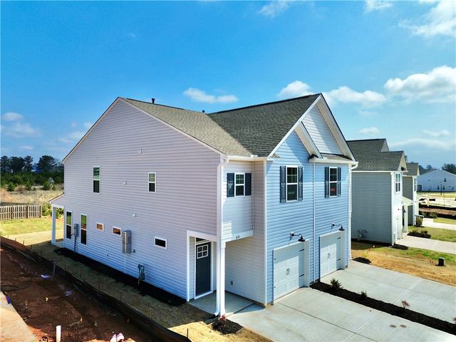 618 Seaborn Circle, Pendleton, SC 29670