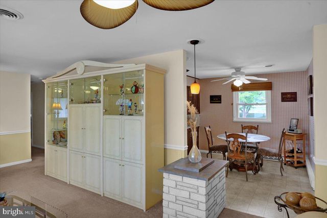 513 FLORET AVE, Reading, PA 19605