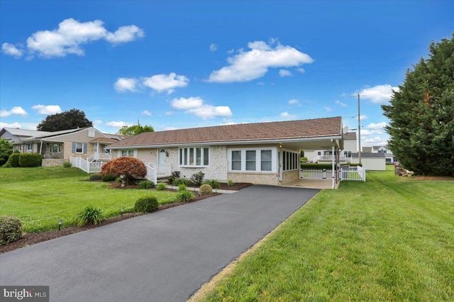 513 FLORET AVE, Reading, PA 19605