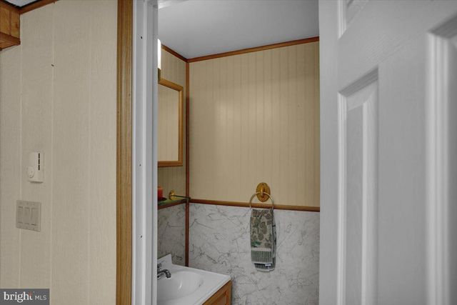 513 FLORET AVE, Reading, PA 19605
