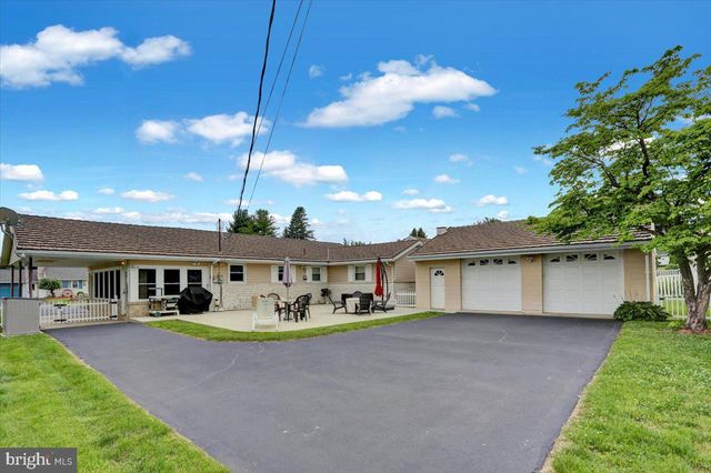 513 FLORET AVE, Reading, PA 19605