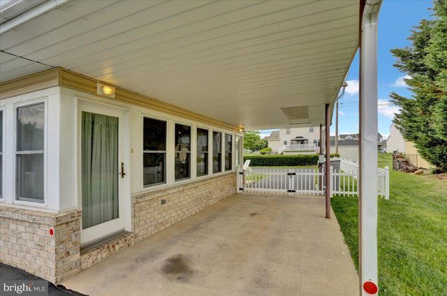 513 FLORET AVE, Reading, PA 19605