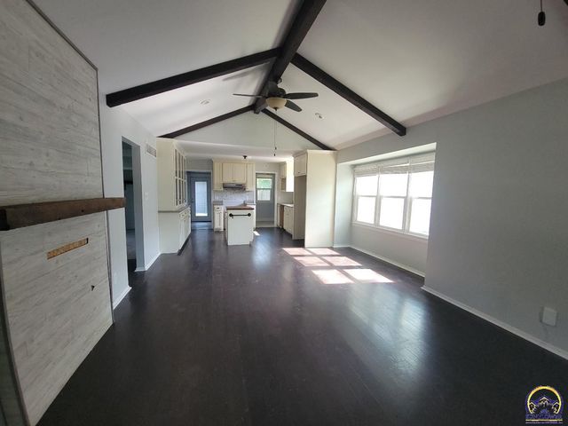 1324 Pacific Ave, Osawatomie, KS 66064