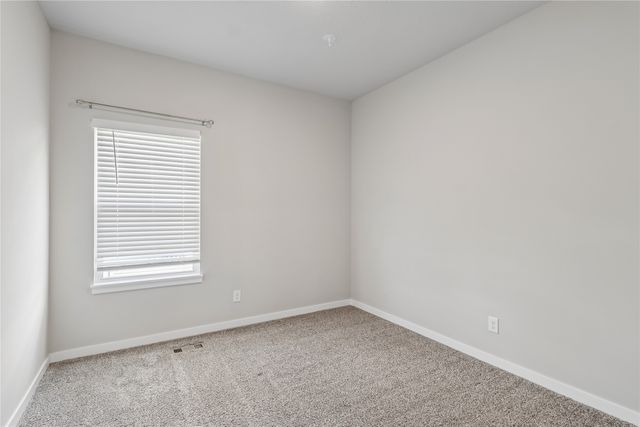 1112 32nd Street SE, Altoona, IA 50009